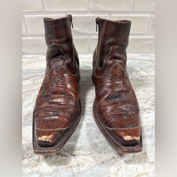 By Atan for Sendra Shoes - By Atan for Sendra Distressed Leather Western Ankle Boots – Women’s 7.5
